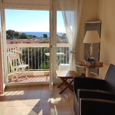 Appartement Lumineux Vue Mer Fréjus Exterior foto