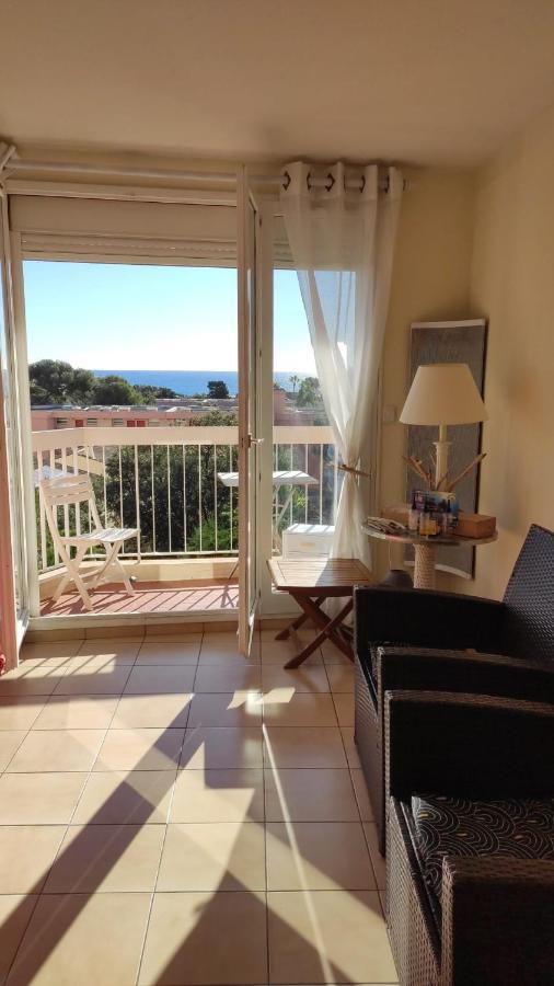 Appartement Lumineux Vue Mer Fréjus Exterior foto